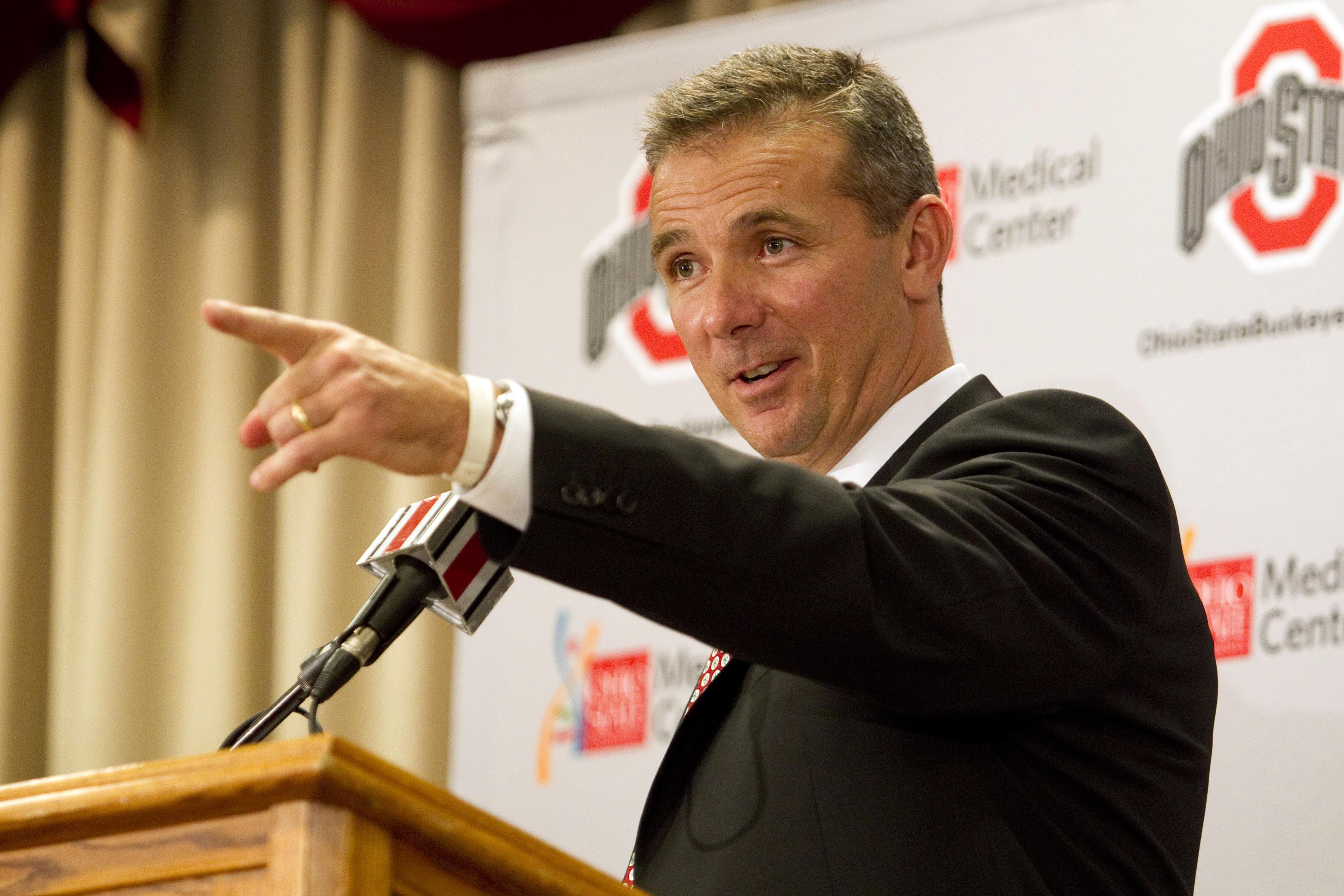 Urban Meyer wants Braxton Miller to hang out with Tim Tebow