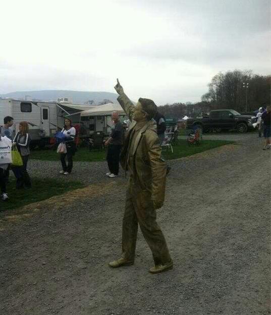 Joe Paterno Statue