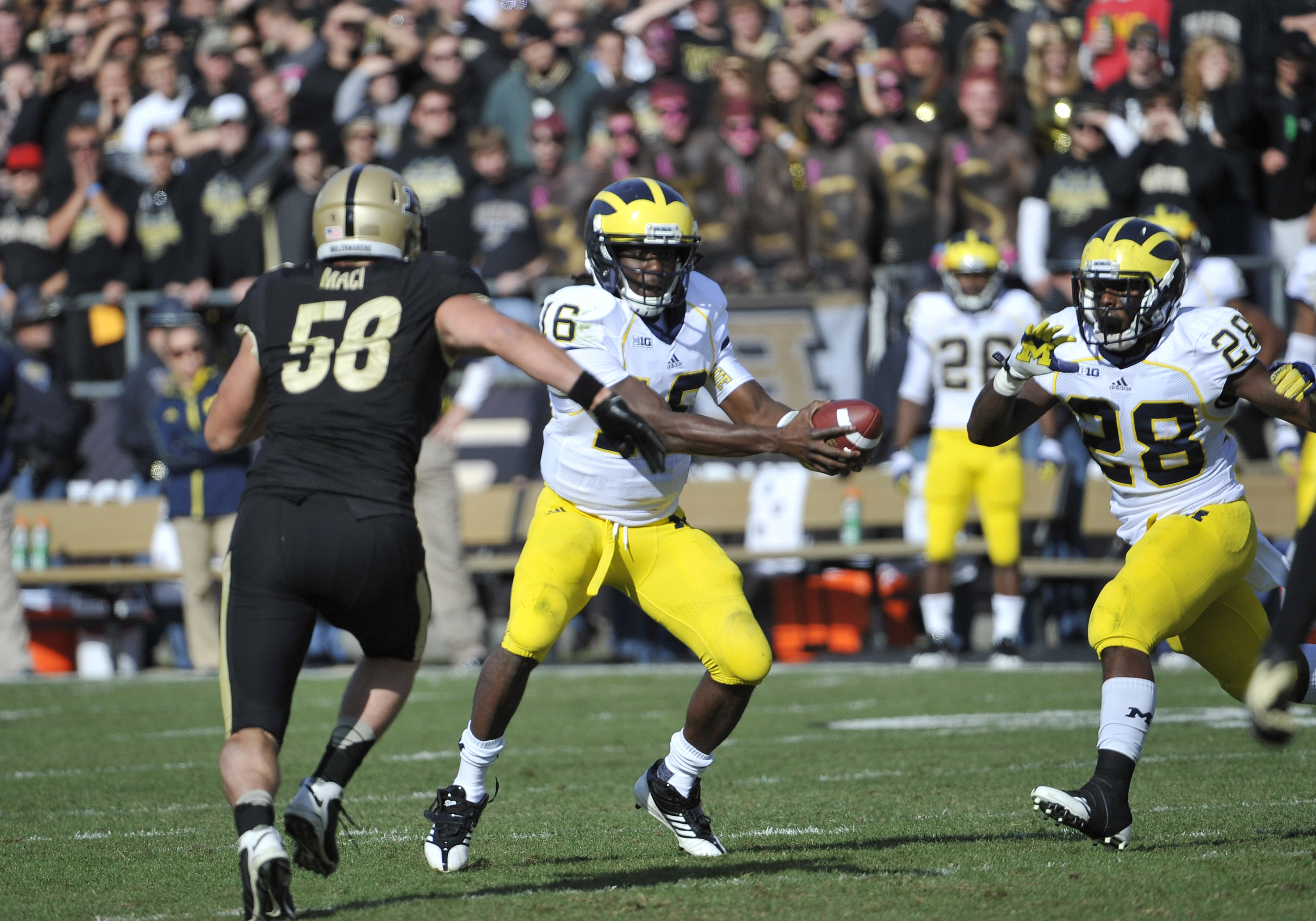 Robinson, Michigan topple Purdue, 44-13, in Big Ten opener - Big Ten ...