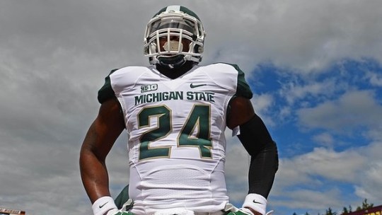Sep 8, 2012; Mt. Pleasant, MI, USA; Michigan State Spartans running back Le'Veon Bell (24) warms up prior to the game against the Central Michigan Chippewas at Kelly/Shorts Stadium. Mandatory Credit: Andrew Weber-US Presswire