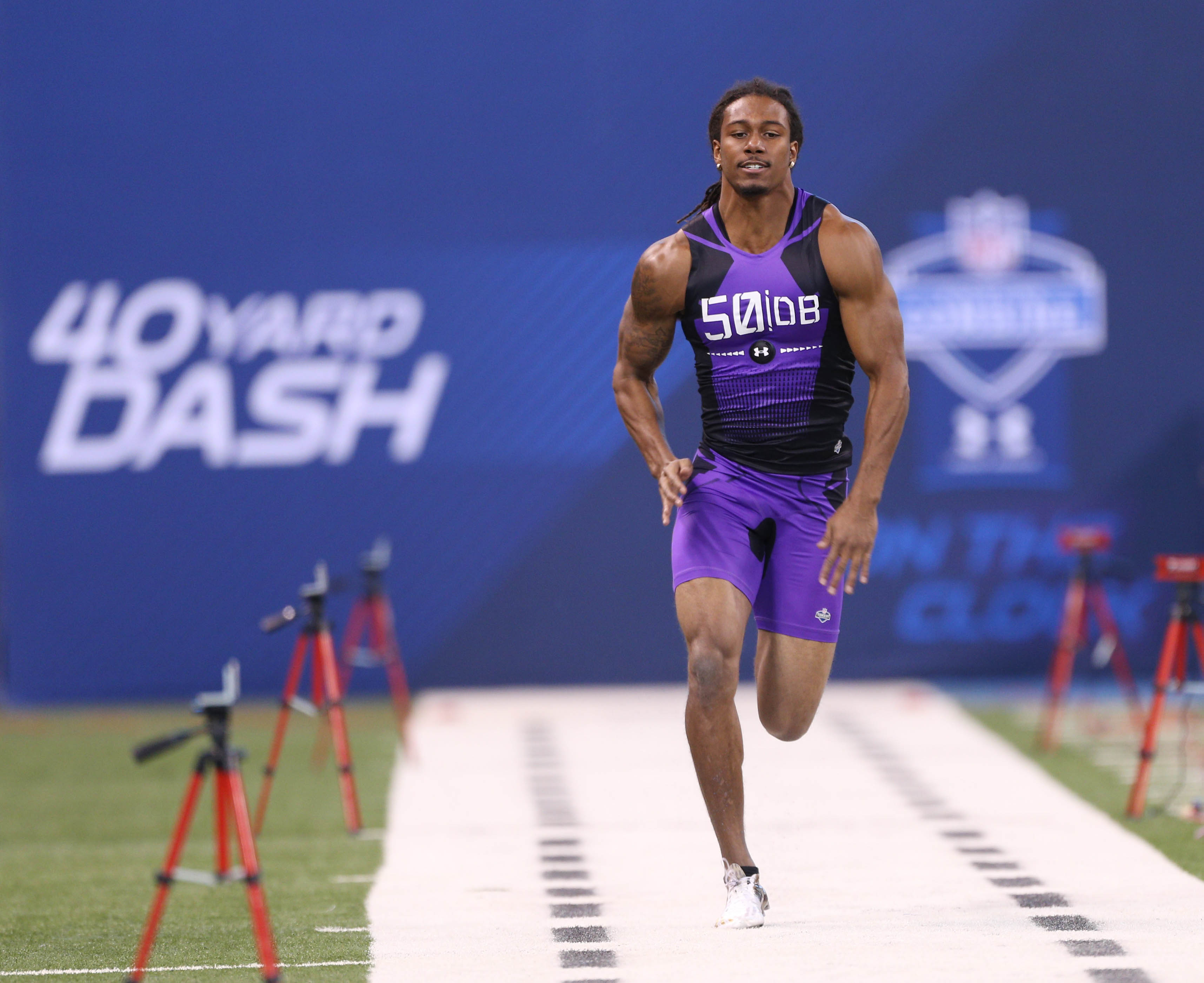 Video: Watch ex-Big Ten football stars run 40-yard dash at NFL Combine ...