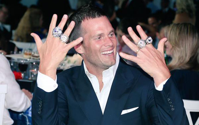 Photo: Tom Brady models New England's latest Super Bowl ring - Big