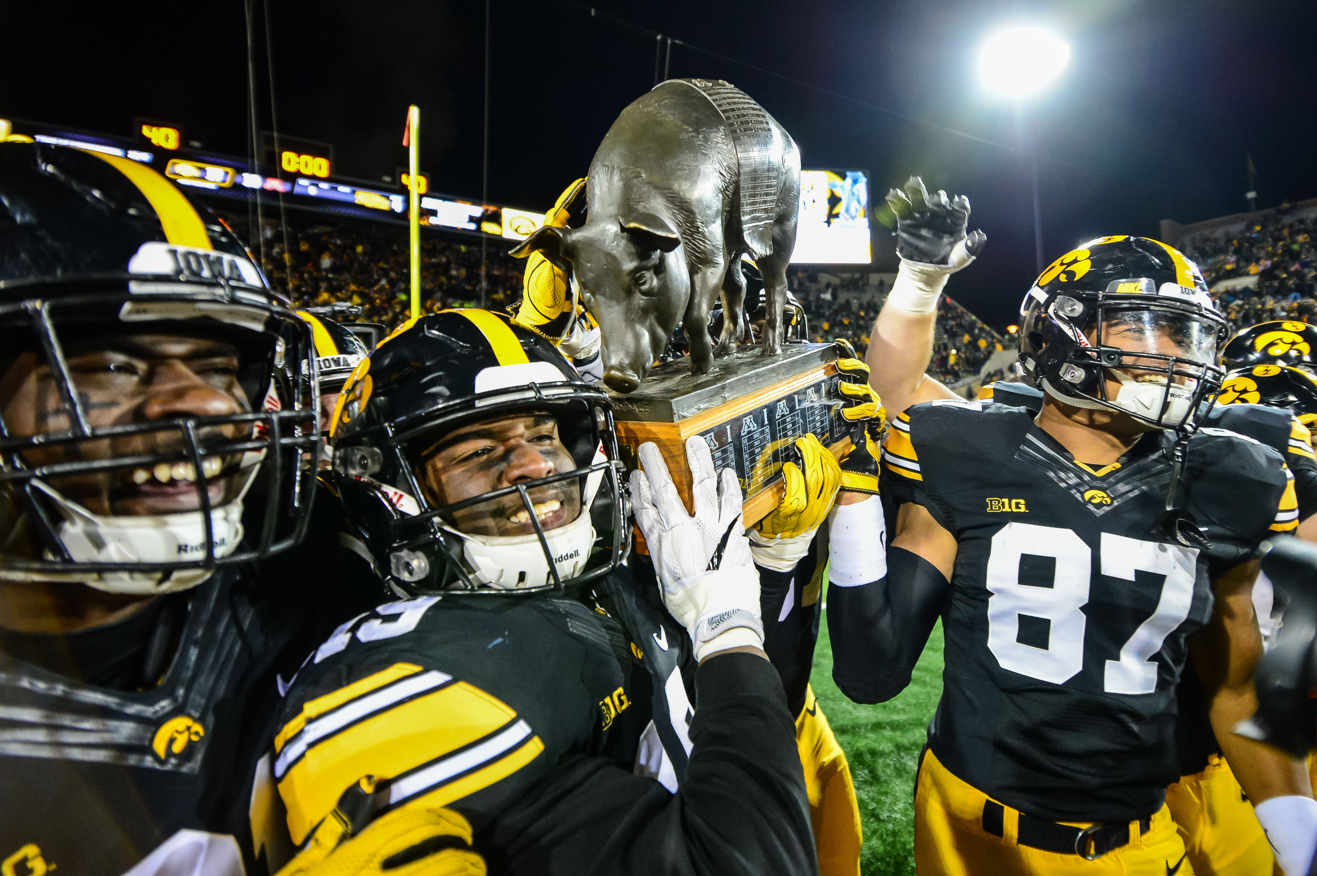 Two Deeps & Game Notes for Iowa vs. Minnesota