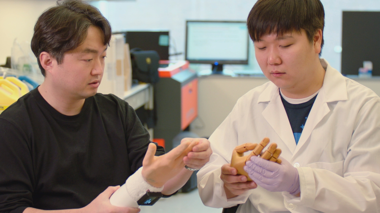 How Purdue is revolutionizing the feel of prosthetic hands: BTN
LiveBIG